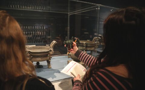 来自“凤凰故国”的文物拉近美国民众与中华文明的距离