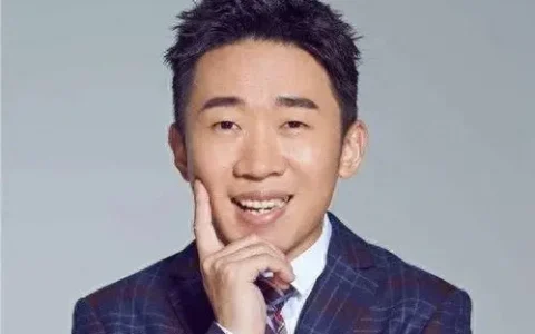 杨迪惊艳转型：从搞笑谐星到魅力型男的荧幕爆改