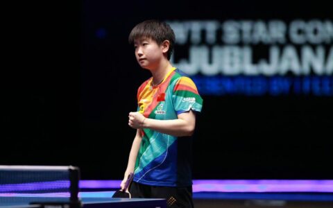 大逆转！孙颖莎0-2落后，顶住压力战胜陈梦，问鼎女单成就双冠王