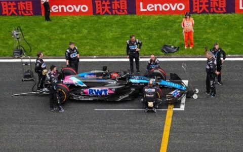 雷军现身F1中国站，盛赞红牛换胎非常震撼！