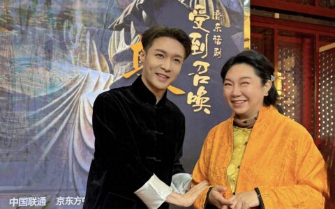 11月水立方上演！张艺兴主演首部话剧《受到召唤•敦煌》建组