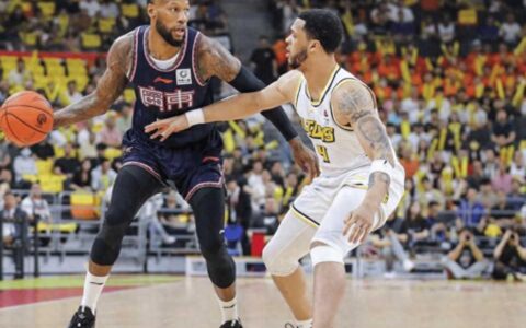 朱芳雨：广东队昨天来杭够折腾 原本晚上7点航班结果半夜3点才