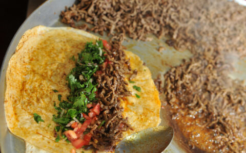 碳水天堂西安：一趟穿越历史与味觉的奇妙之旅