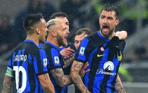 国米提前5轮夺得意甲冠军！德比战胜绩创百年纪录，劳塔罗泣洒球场