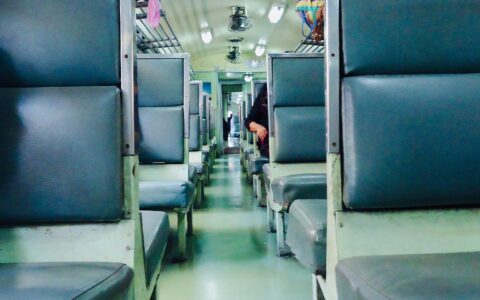 硬卧下铺，谁的领地？火车座位使用规则