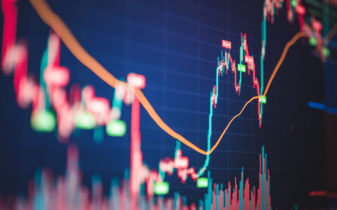 A股市场迎来历史性突破，放量上涨突破3100点大关