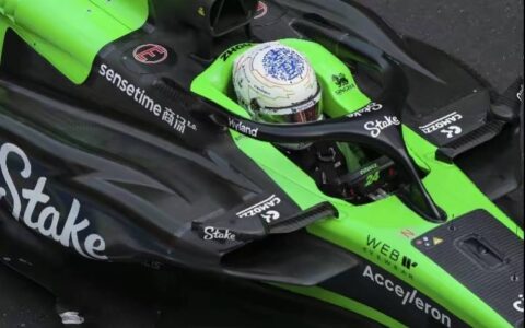 谷爱凌穿超短裙现身上海！曾拒绝与姚明合影，与周冠宇贴脸热聊