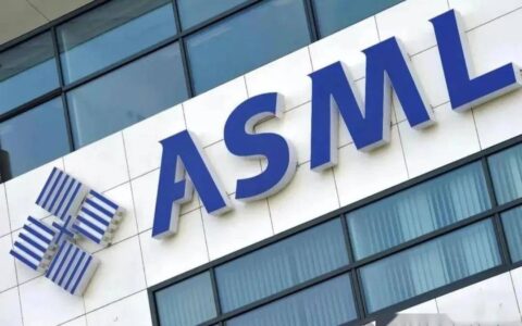 光刻机巨头阿斯麦爆雷！