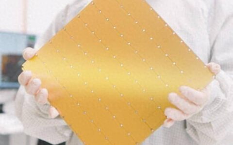 迄今最快AI芯片拥有4万亿个晶体管，将用于构建大型人工智能超级计算机