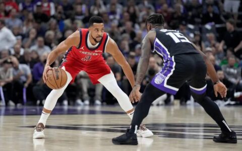 原创
            拒绝爆冷！英格拉姆24+6！鹈鹕压哨晋级，小萨准三双国王出局