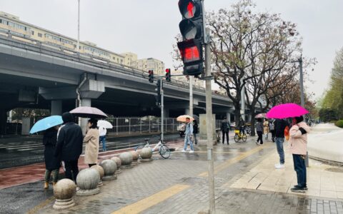 湖南双预警来袭！如何应对这场突如其来的天气大变？