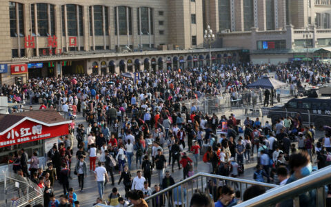 五一抢票大战：揭秘候补抢票的正确姿势，让你轻松逆袭成为抢票王者！