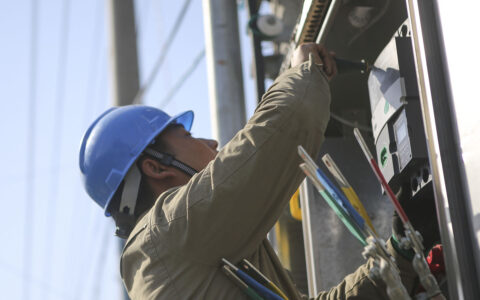 从细微处见真章：我国电力服务水平的大幅提升