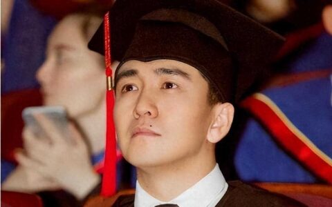 翟天临：有些人质疑，而辛芷蕾选择支持