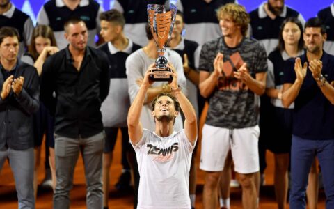 WNBA选秀盛典：卡梅隆·布林克荣膺榜眼