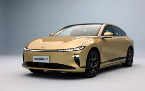 原创
                69.21万台，长安汽车公布一季度销量