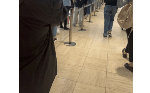 “日本LV店里都是中国人！”日元贬值下，有中国人提2个28寸行李箱去扫货都没装下……