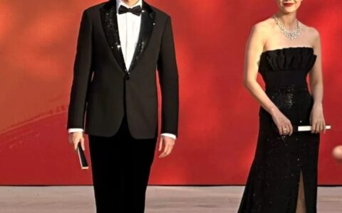 胡歌红毯暖心举动再现绅士风范，网友盛赞：暖男本色尽显