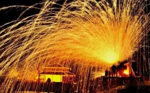 云游司徒小镇，观赏千年绝技打铁花演出，攻略详解