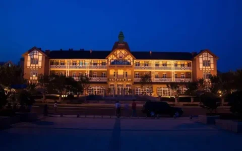 五一去哪里旅游好啊，人少景美的地方？