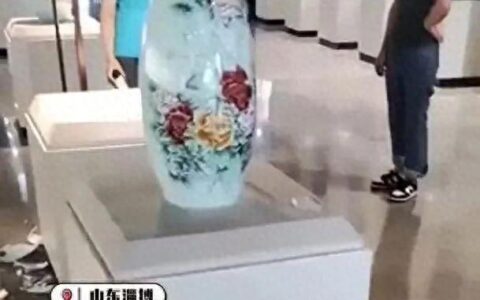 小孩打碎博物馆近12万元瓷瓶，最后......免赔！