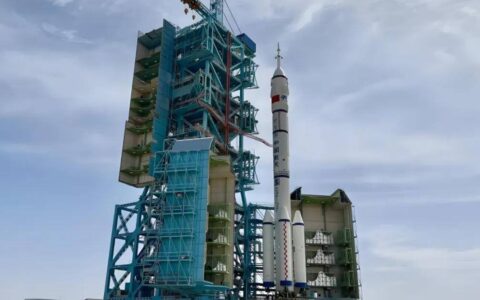 ​神舟十八号大变化！航天员确定，多久发射？神十七迎接后返回地球