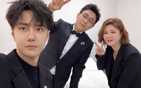 时代峰峻老板李飞暴瘦，TFboys和时代少年团粉丝虽骂他但希望健康