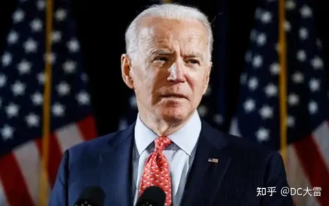 好戏开场了，拜登闹出国际笑话，特朗普讽刺北约